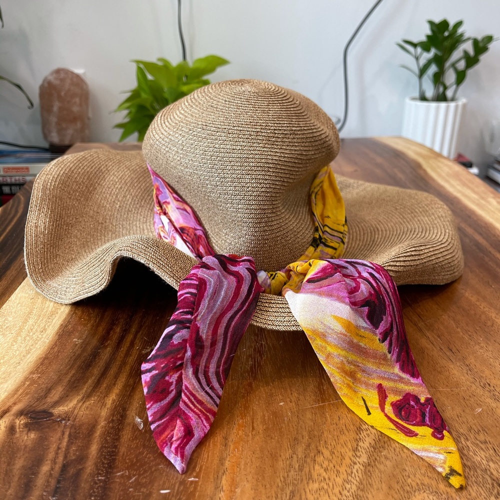 Eugenia Kim hat